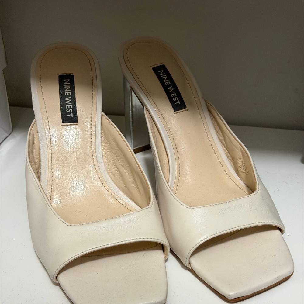 Nine West Cream Open-Toe Slide Mules Size 7M